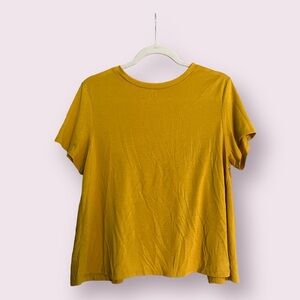 OLD NAVY ACTIVE GO-DRY YELLOW TOP WITH SPLIT BACK